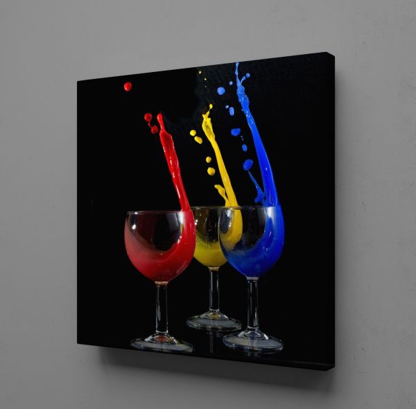 KADEHTEN SIÇRAYAN İÇECEKLER KANVAS TABLO