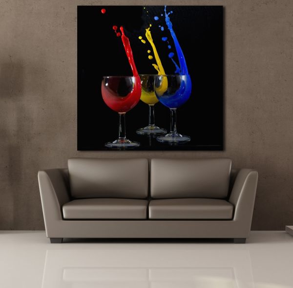 KADEHTEN SIÇRAYAN İÇECEKLER KANVAS TABLO