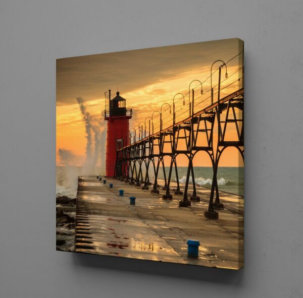 KIRMIZI DENİZ FENERİ KANVAS TABLO