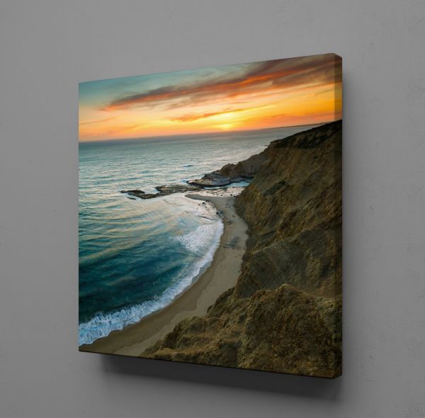 KIZILIN SAHİLE VURUŞU KANVAS TABLO