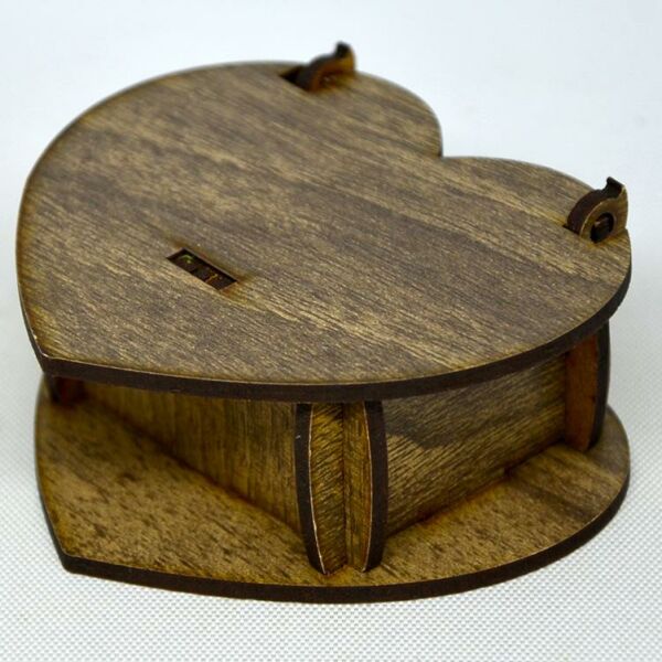 AHŞAP HEDİYELİK KUTU