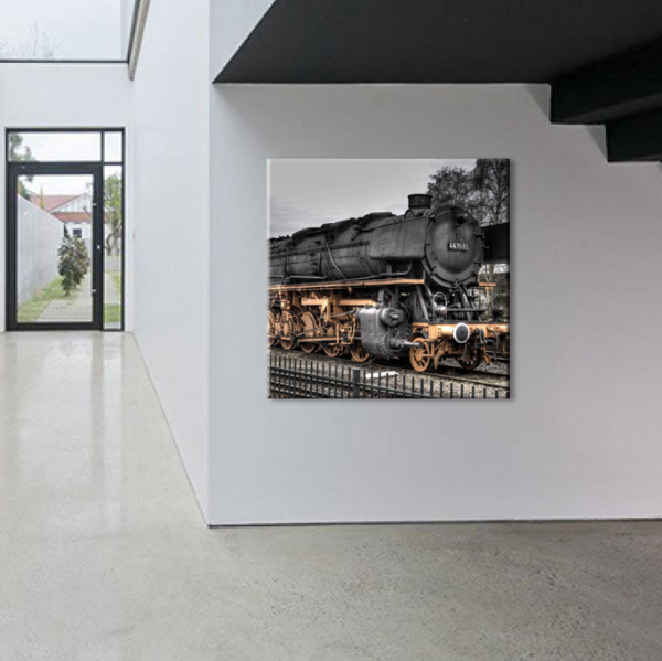 Tren Yaklaşırken Kanvas Tablo