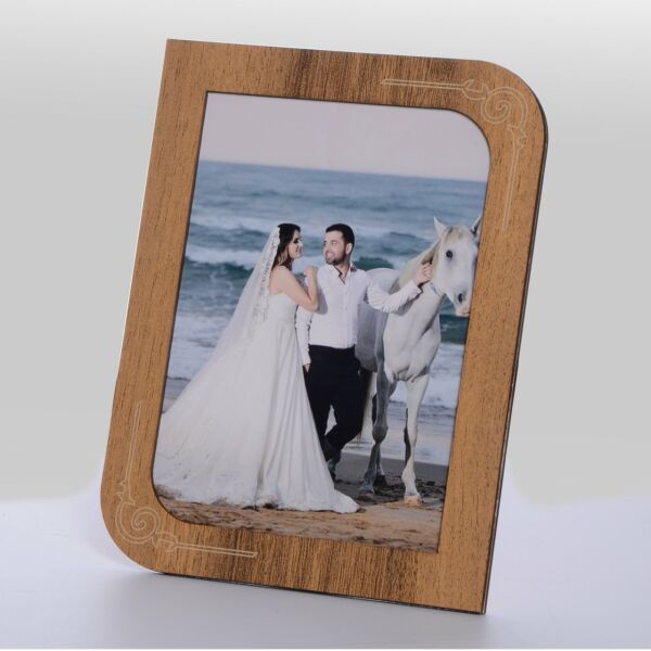 AHŞAP YERLİ CEVİZ RENGİ RESİM ÇERÇEVE 15*21