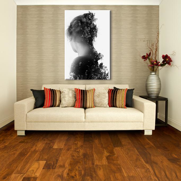 Çiçek Ve Kadın Kanvas Tablo